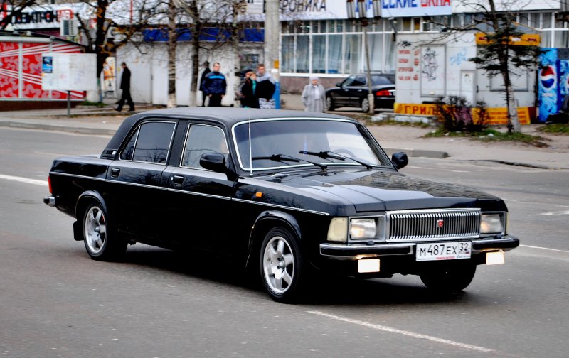 Авто ГАЗ Волга 3102