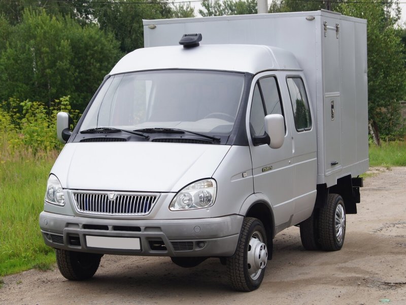 Автомобиль ГАЗ-3302
