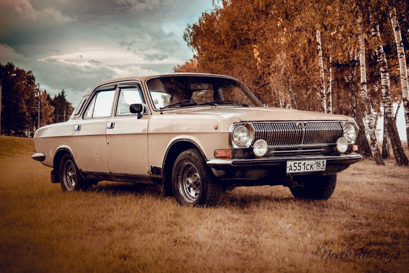 Волга ГАЗ 24 10 бежевая