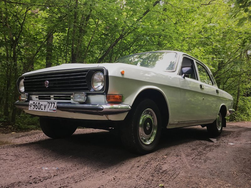 Волга ГАЗ 24 10