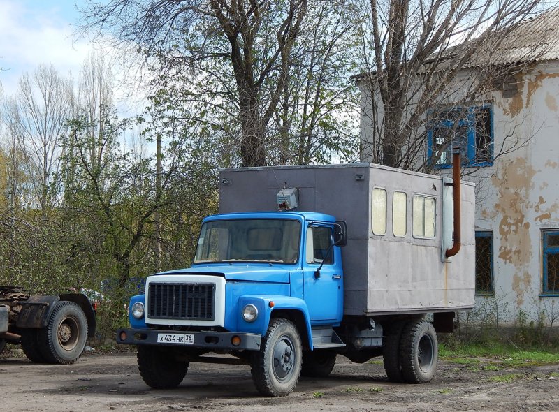 ГАЗ 3306