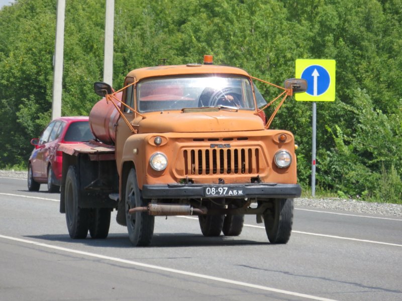 Грузовик ГАЗ 52