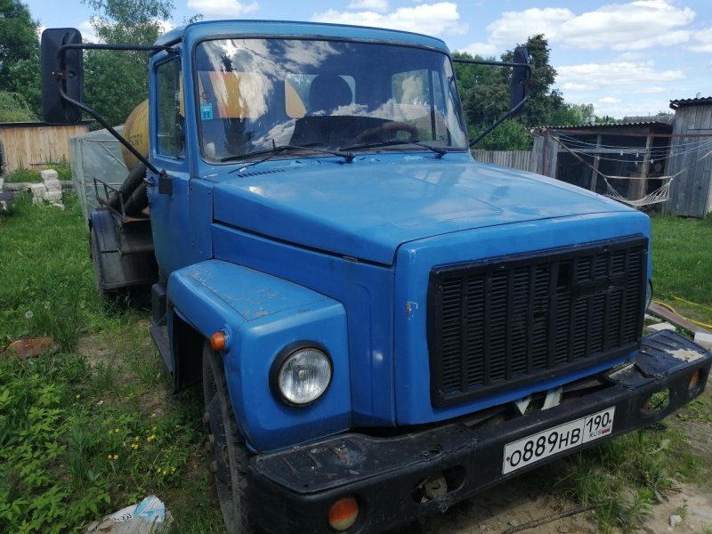 ГАЗ 3307 фиолетовый
