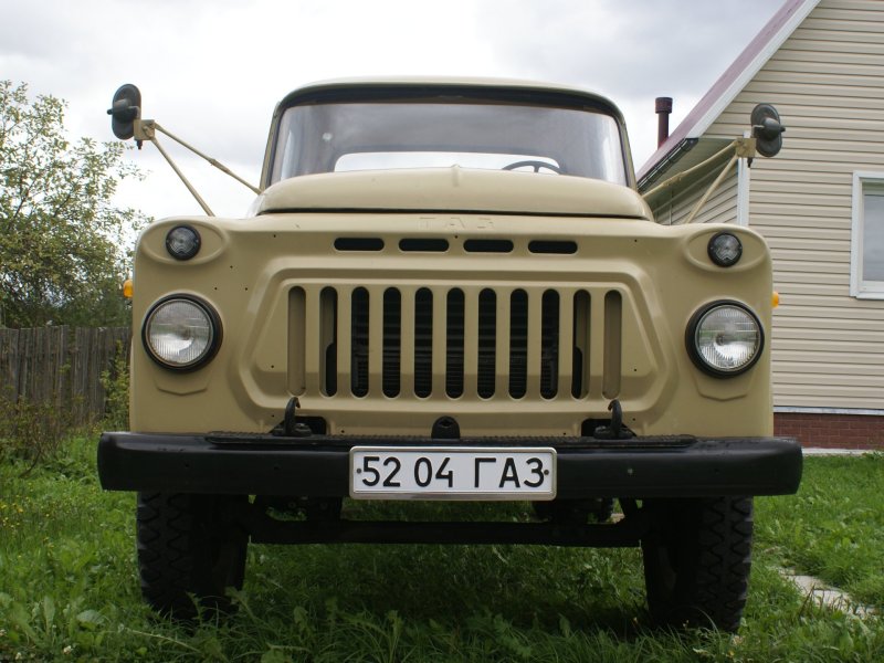 Автомобиль ГАЗ 52