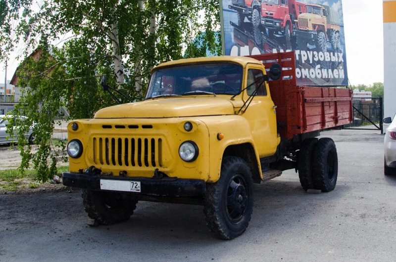 ГАЗ 52 заброшенный
