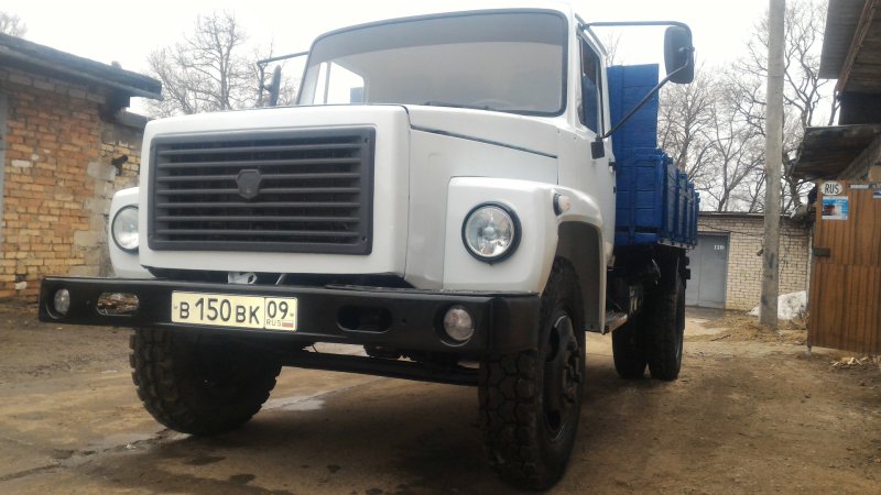 Грузовик ГАЗ 3307 бортовой