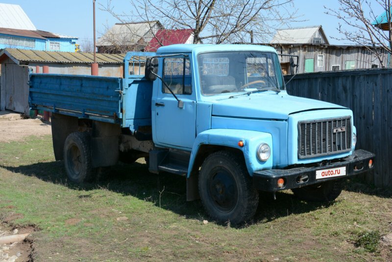 Грузовик ГАЗ 3307 бортовой