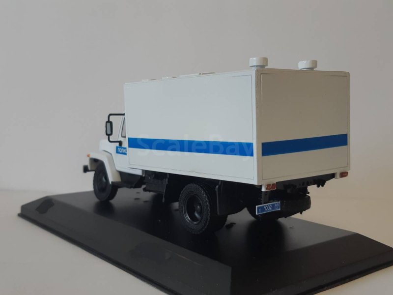 ГАЗ автозак 1:43