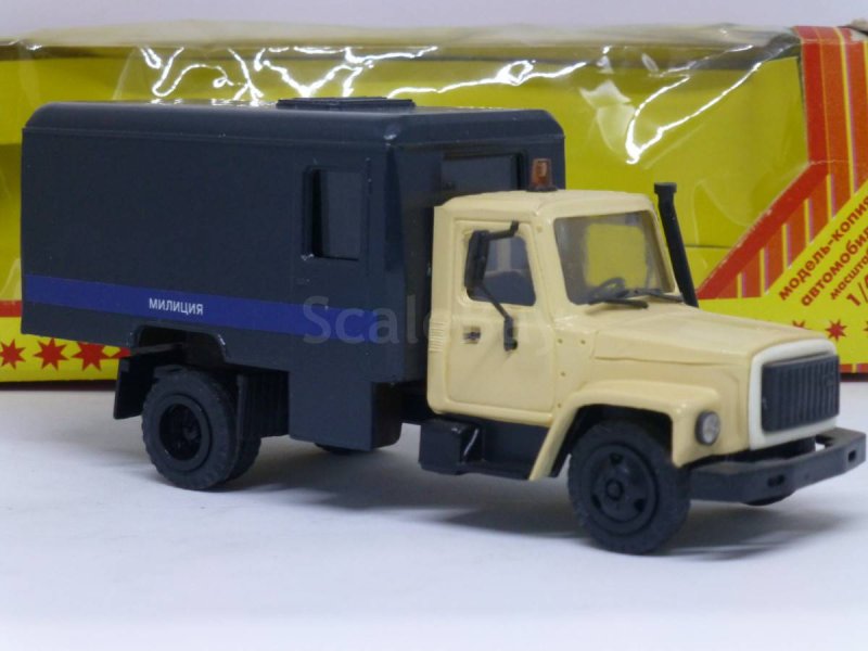 ГАЗ 3307 автозак 1 43 ОМОНА