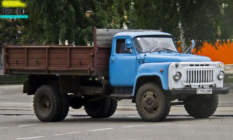 Автомобиль ГАЗ САЗ 53