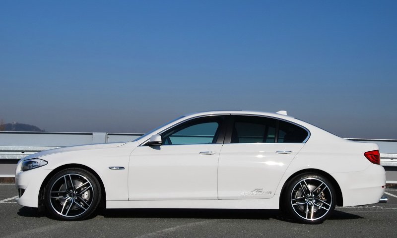 BMW f10 520d белая