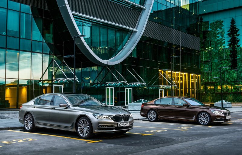 BMW 7 серия g12