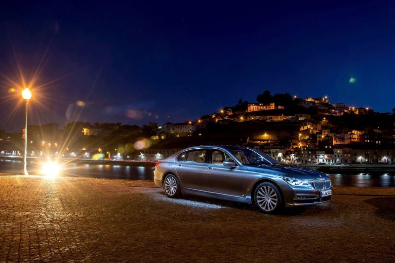 BMW g11 Night