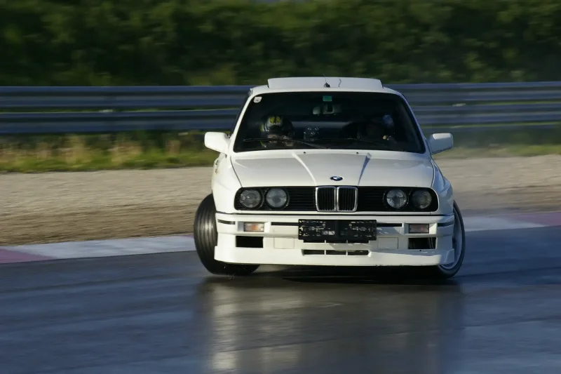 BMW m3 e32 в дрифте