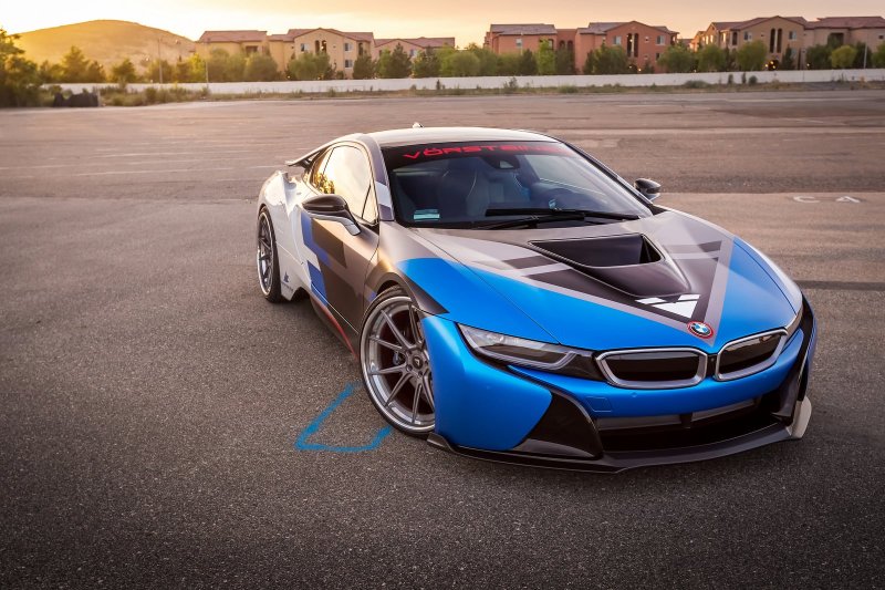 I8 BMW 16.9