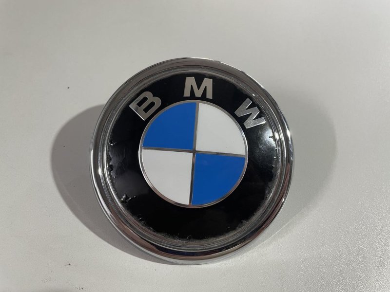 BMW эмблема для багажной двери