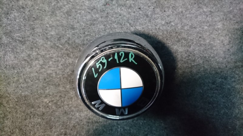 Эмблема BMW на капоте e90 артикул