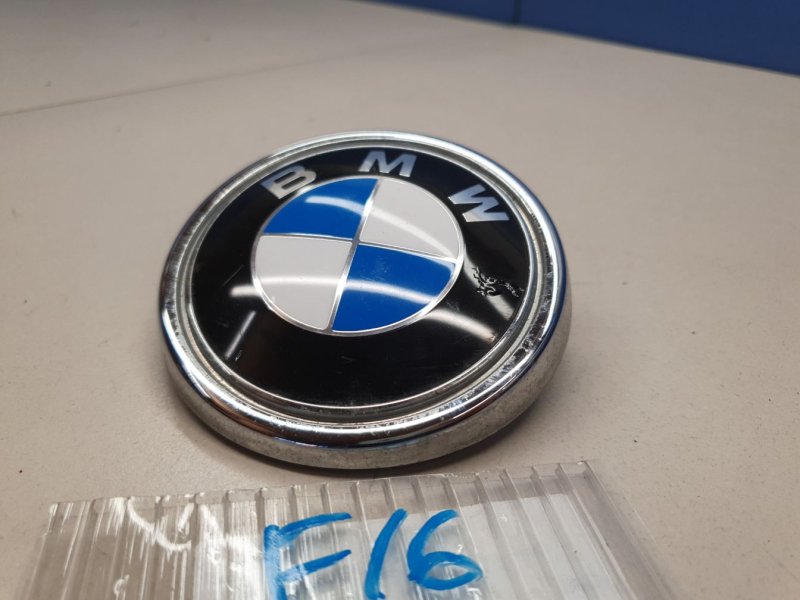 Держатель эмблемы BMW f15 черный