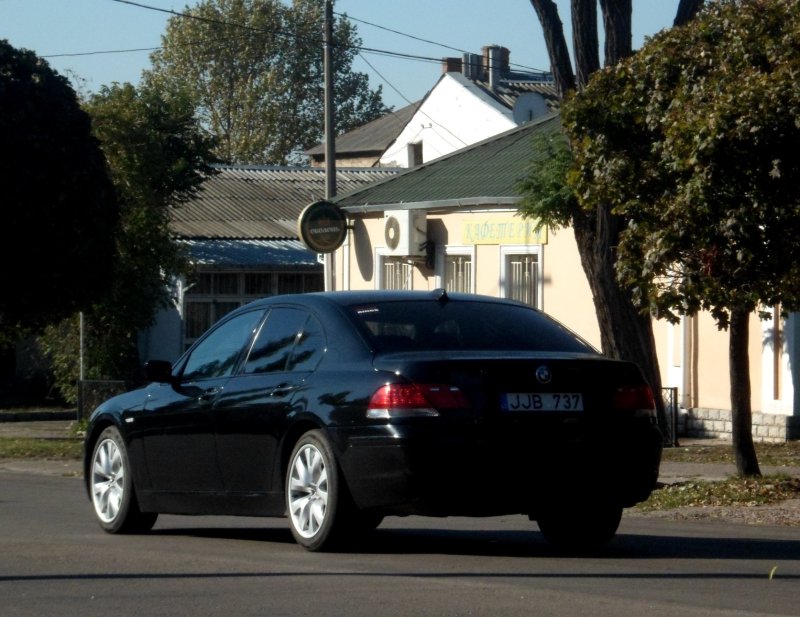 1996 BMW 735il