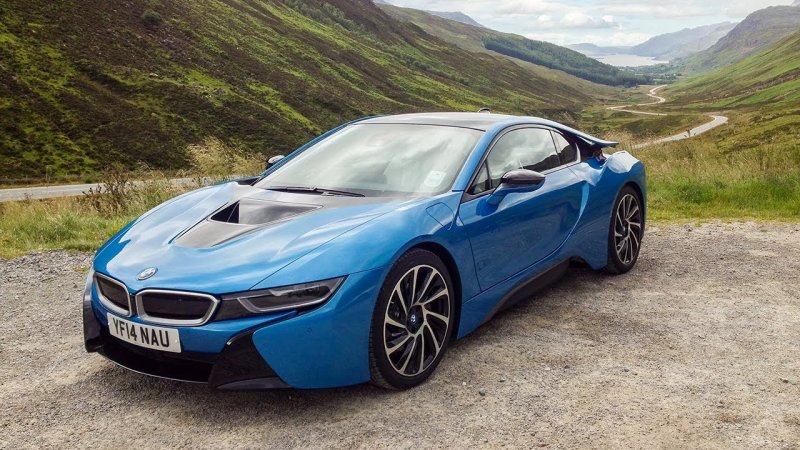BMW i8