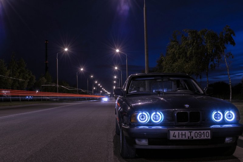 BMW 5 e34 ночь