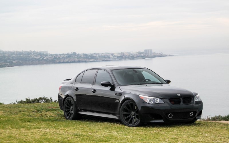 BMW m5 e60 Black