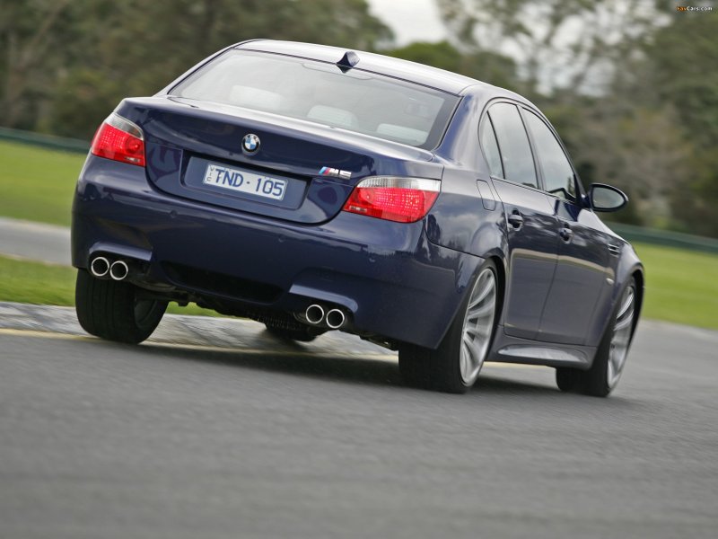 BMW m5 e60 2005