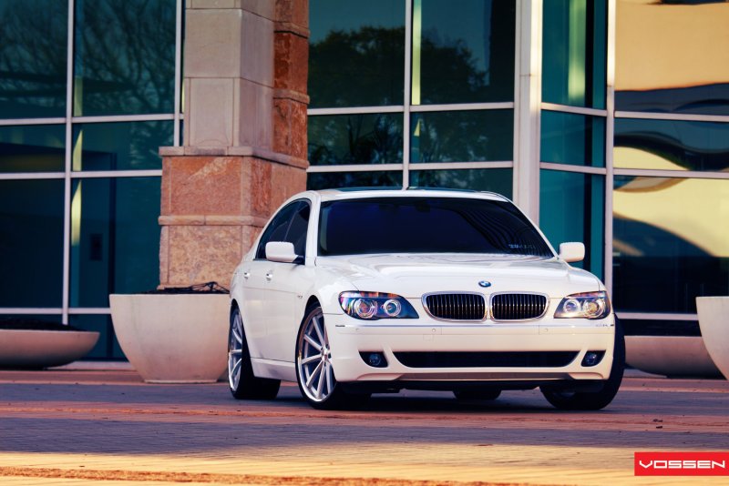 BMW 7 Series (e65)