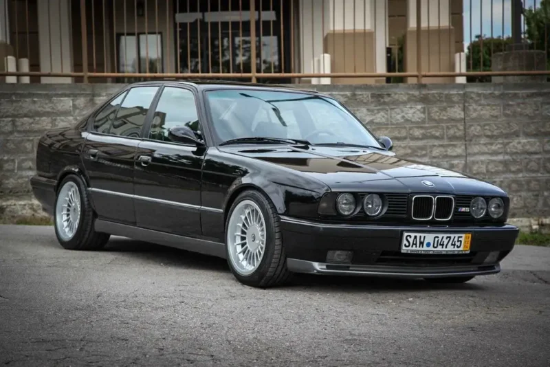 BMW 5 e34