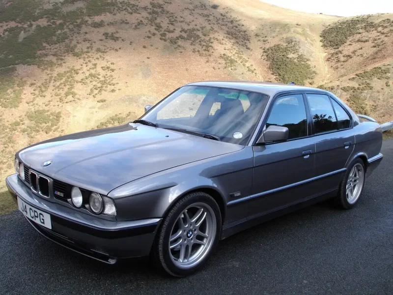 BMW m5 34 кузов