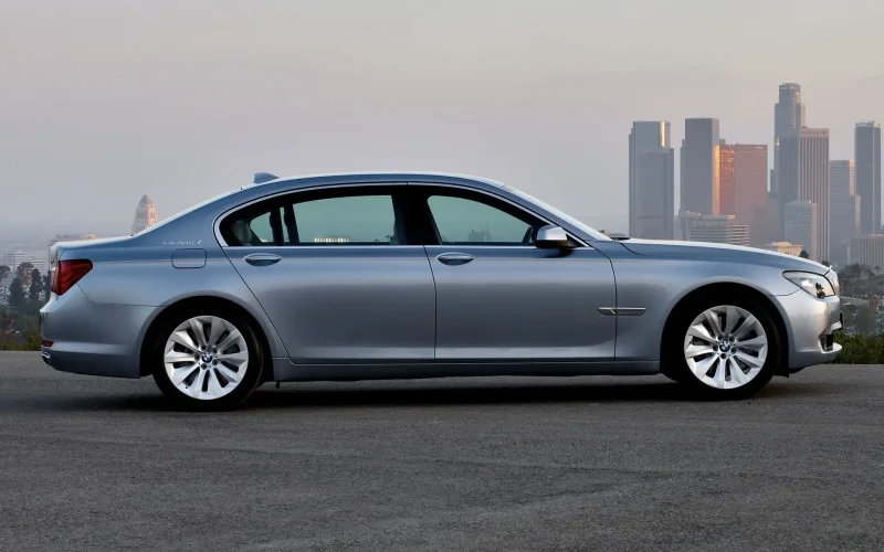 BMW 7 2010