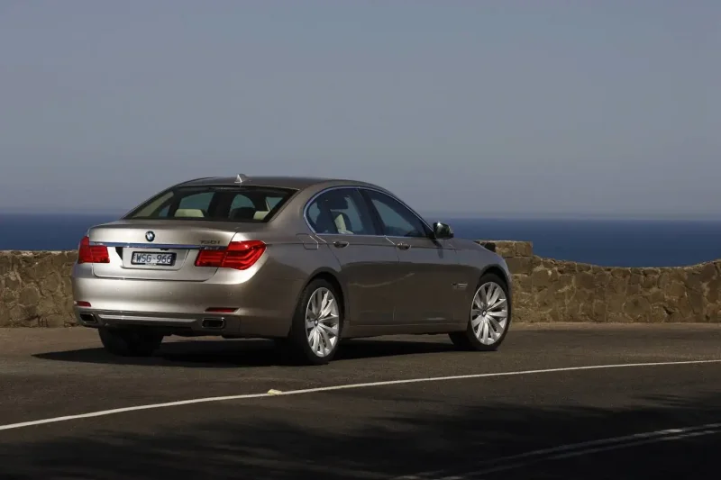 BMW 7 2010