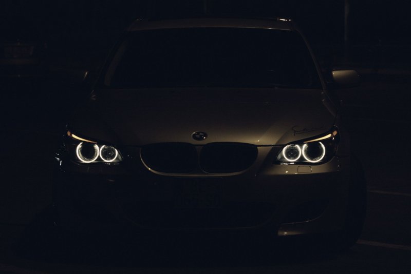 BMW e60 в темноте