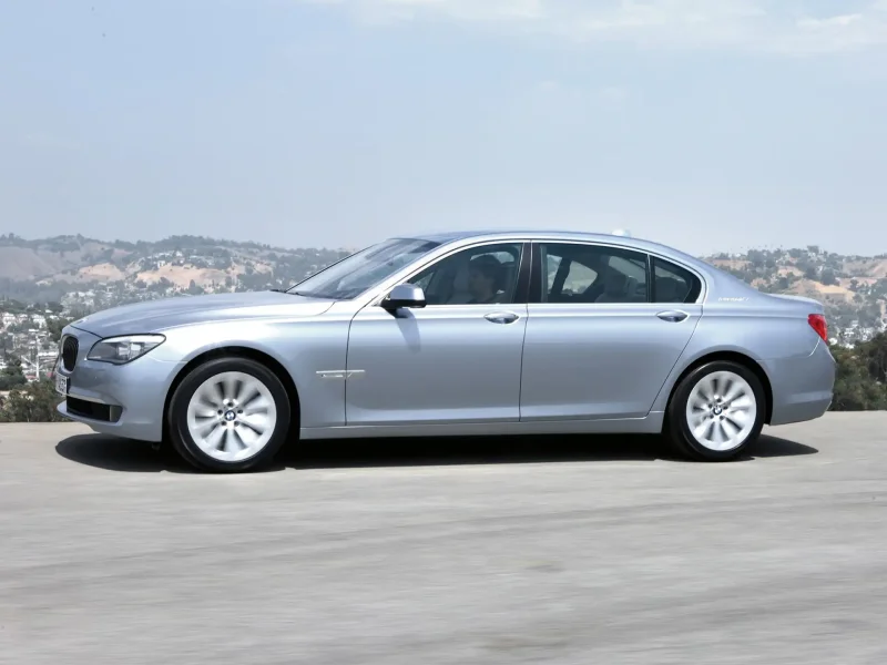 BMW ACTIVEHYBRID 7 2017