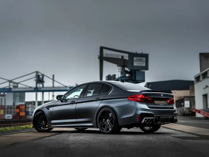 BMW m5 f90 черная