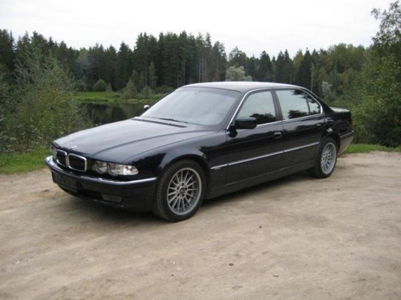 БМВ 760li f01