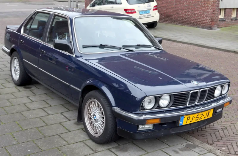 BMW 316i Compact e36