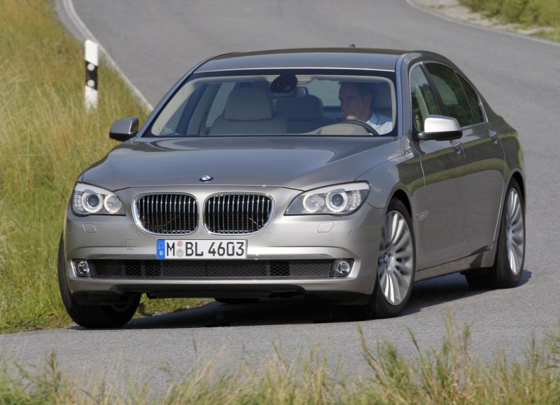 БМВ 7 750 li