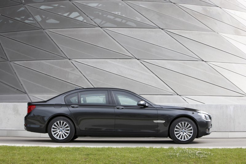 BMW 7 Series 760