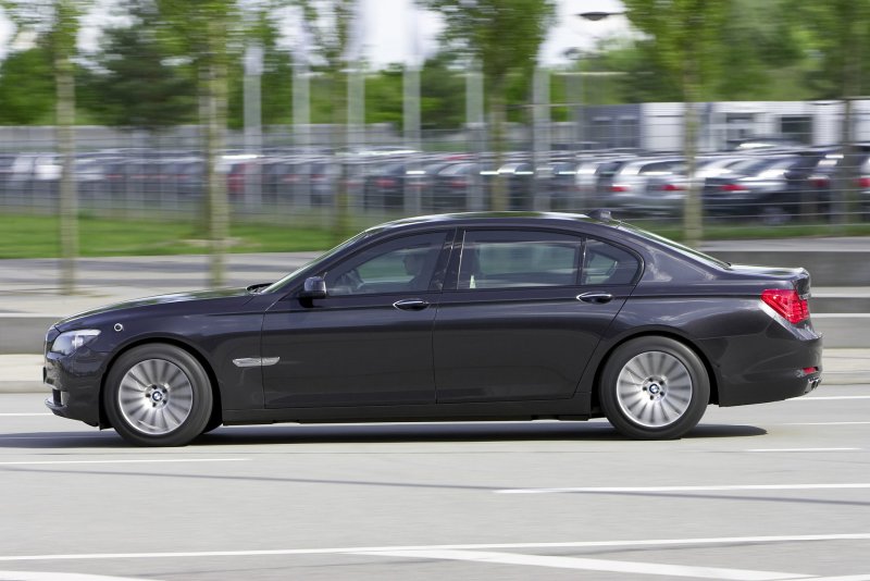 BMW 760li Security