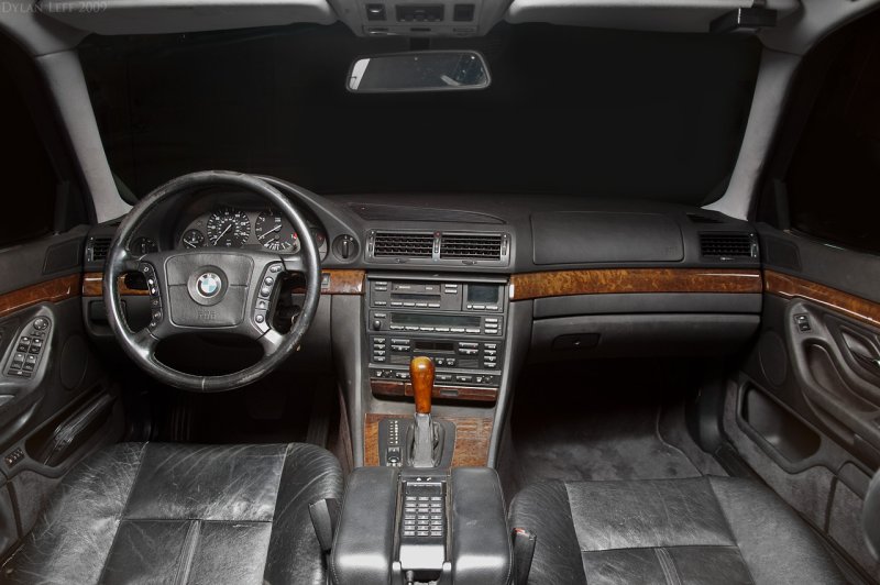 BMW 7 e38 2001