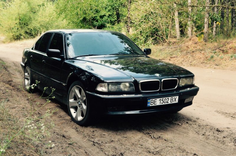 BMW 7 1995
