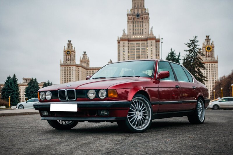 BMW e32 735il