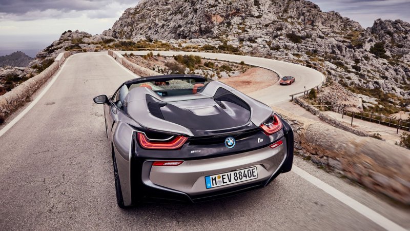 BMW i8 2000