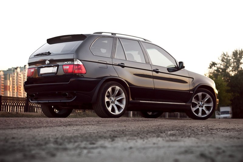 БМВ x5 e53 черный