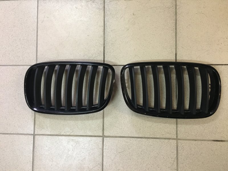 Решетка BMW x5 5118069210