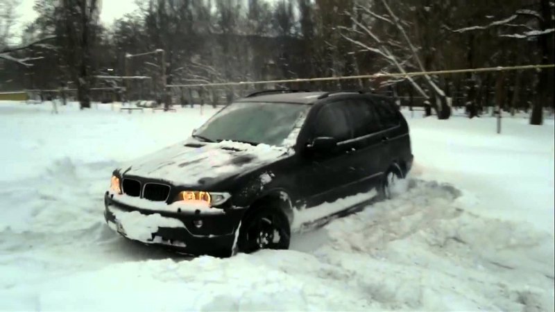 БМВ х5 е53 зимой