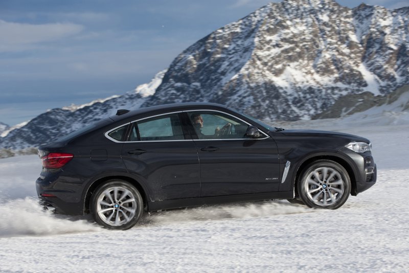 BMW x6 2017 года
