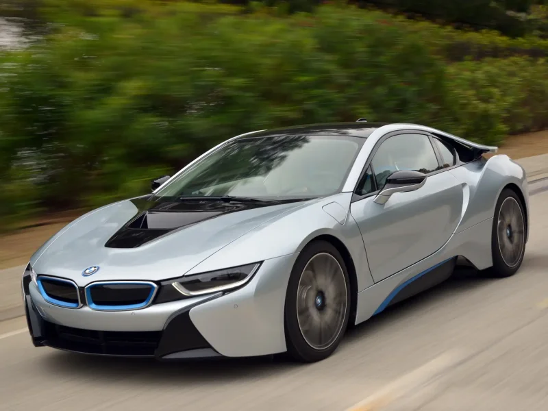 BMW спортивная i8