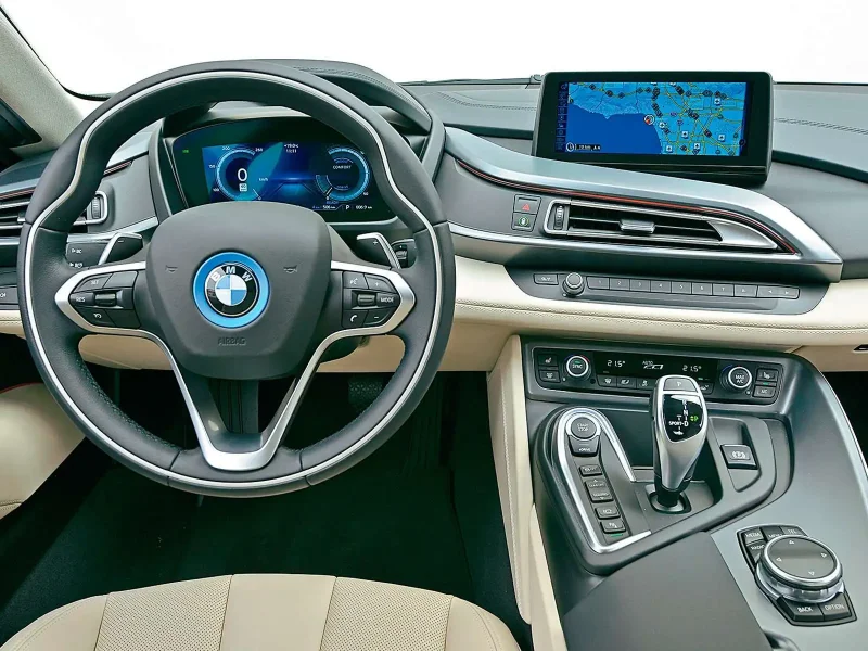 BMW i8 2016 салон